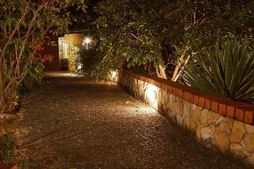 Villa Beatriz Lodge Vilcabamba Exterior photo
