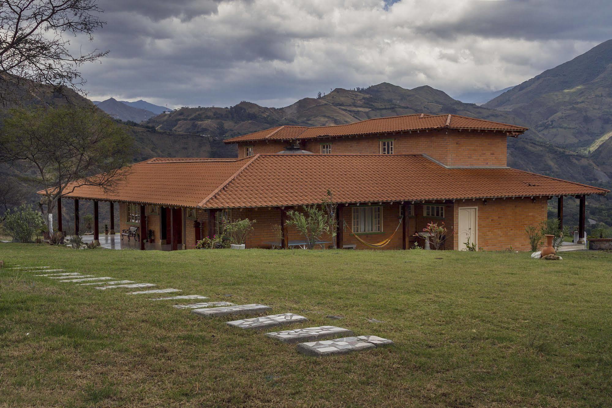 Villa Beatriz Lodge Vilcabamba Exterior photo