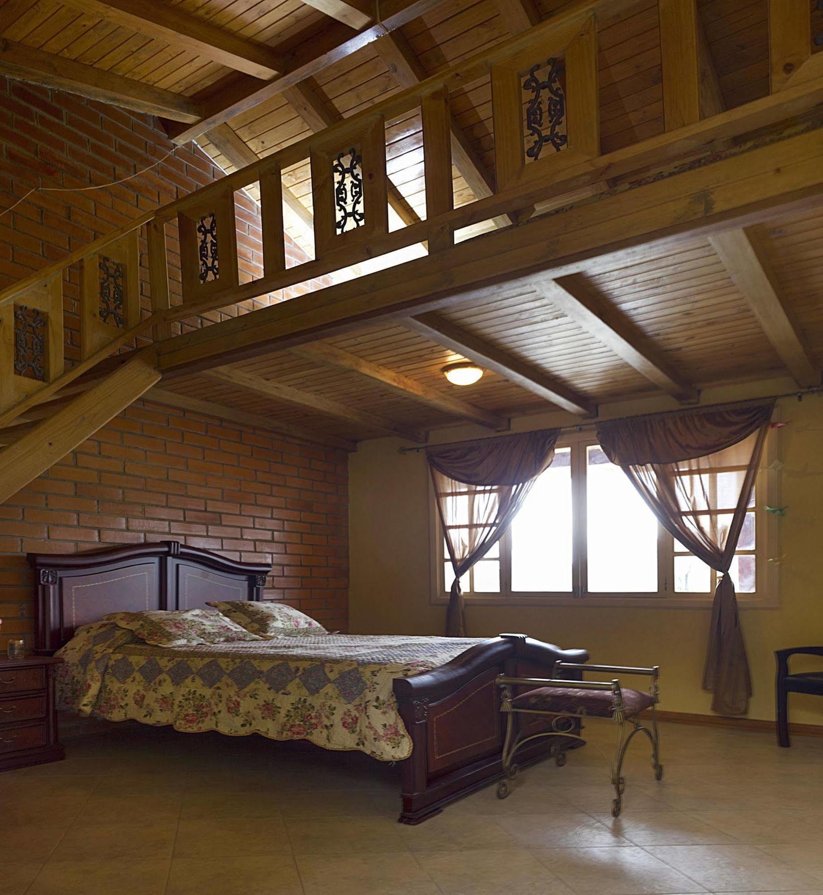 Villa Beatriz Lodge Vilcabamba Exterior photo