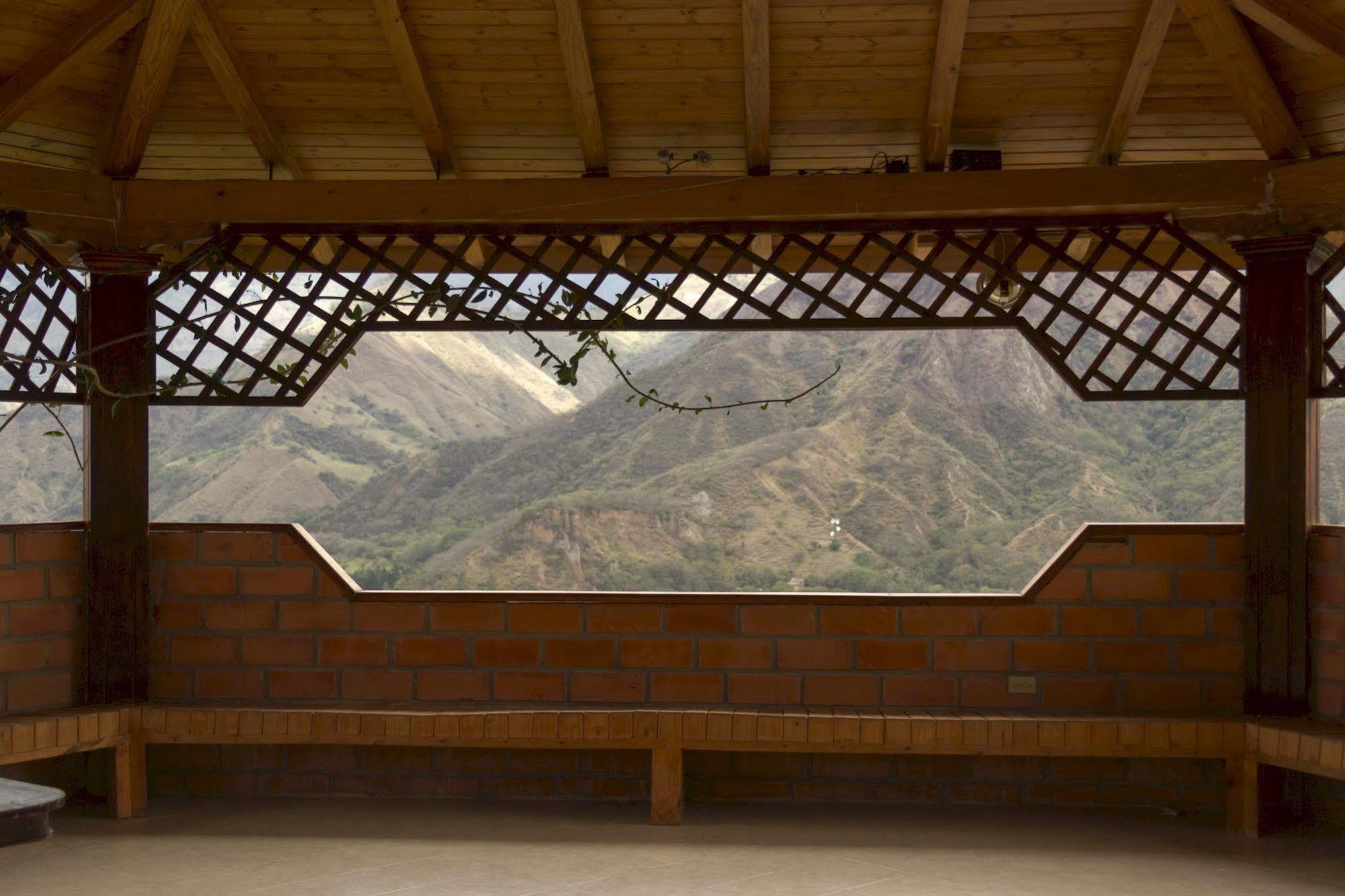 Villa Beatriz Lodge Vilcabamba Exterior photo